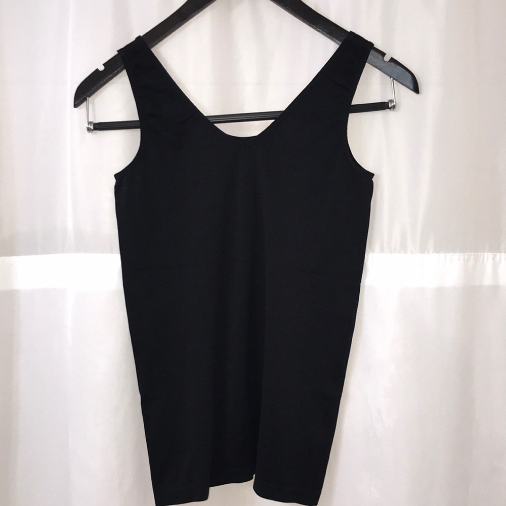 Reversible Stretch Tank - Picture 7 of 7